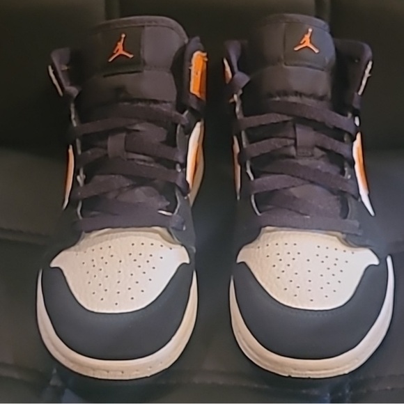 Jordan 1 Mid “Shattered Backboard” - Picture 4 of 9